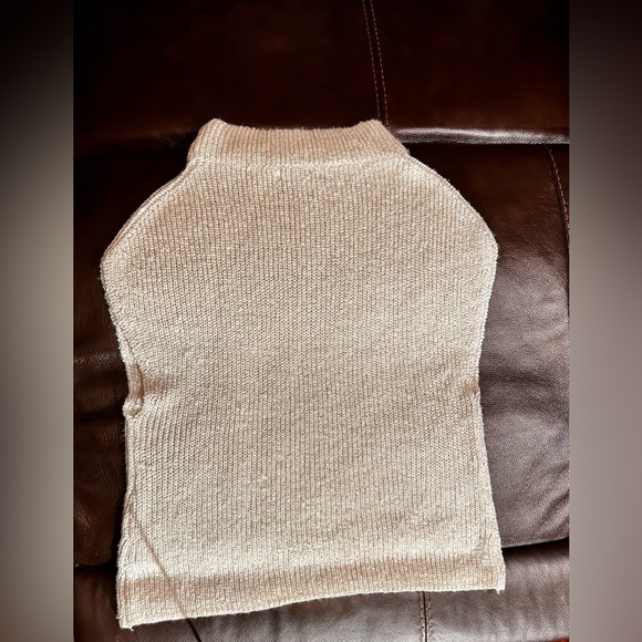 Jennifer Lopez Shimmering Champagne Color Sweater Vest Macrame Size M - Picture 10 of 10